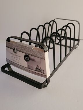 Black Metal Pot Lid Organizer Sorter